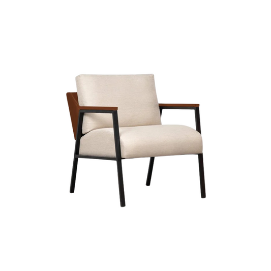 Poltrona Decorativa Soho em Couro Sintético Caramelo com Base de Metal